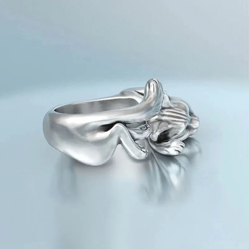 Sleeping Cat Ring